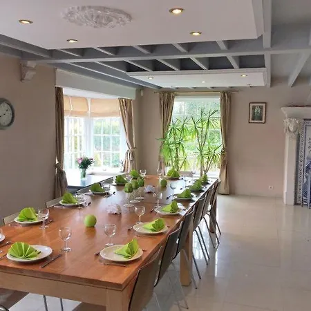 Sleeps 14 Pool Wifi Casa de Férias *